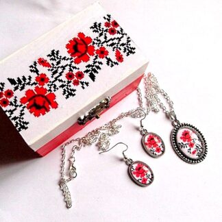 set cadou cu motiv  traditional 33985