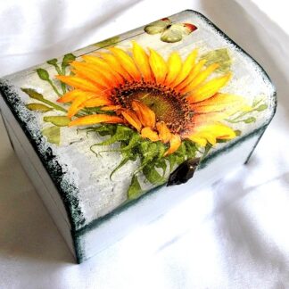cutie lemn cu floarea soarelui