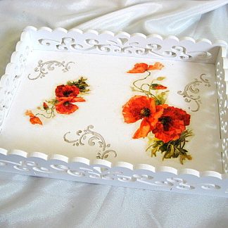 Tava servit la masa cu maci 52135