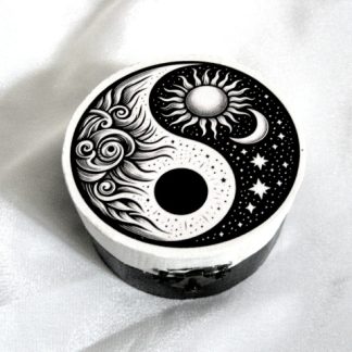 Cutie din lemn cu simbol Yin Yang 52732
